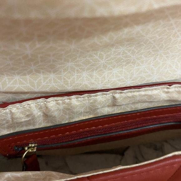 Crossbody with strap - Picture 6 of 7